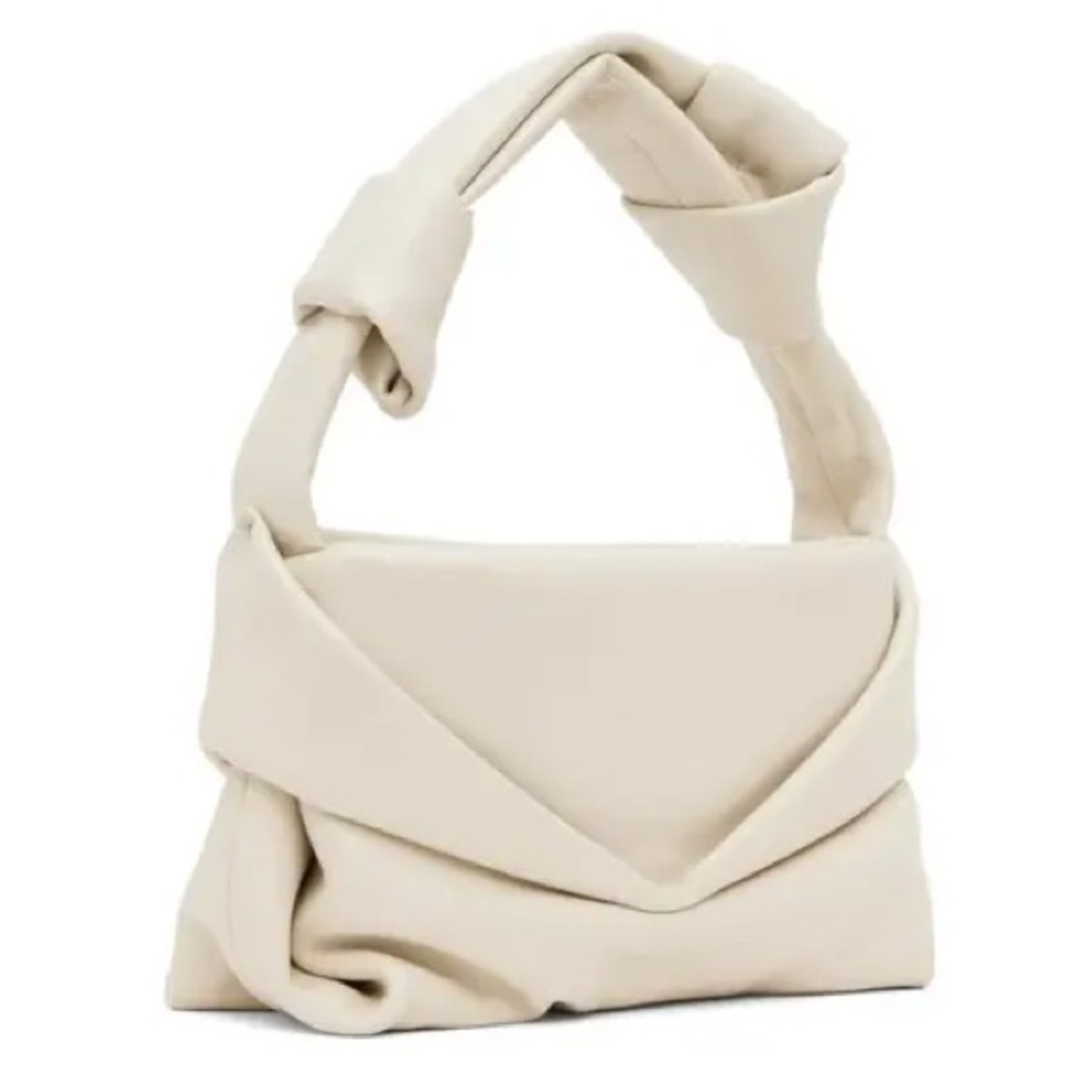 Elegant Cream Handbag